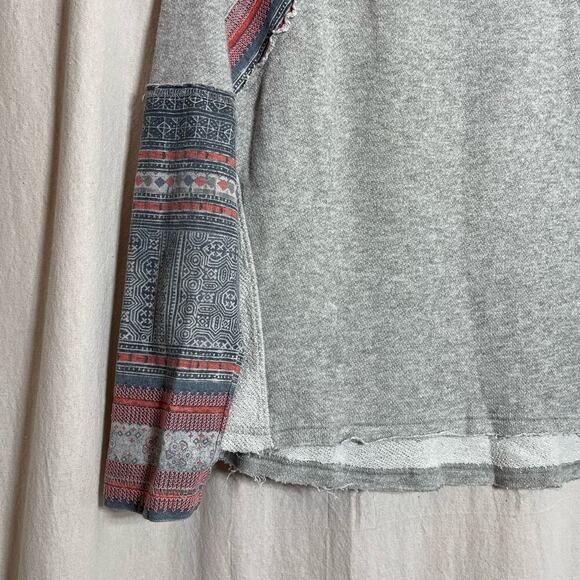 Free People Women's Sweater Distressed Western Aztec Print Pullover Sz Small - Picture 4 of 8